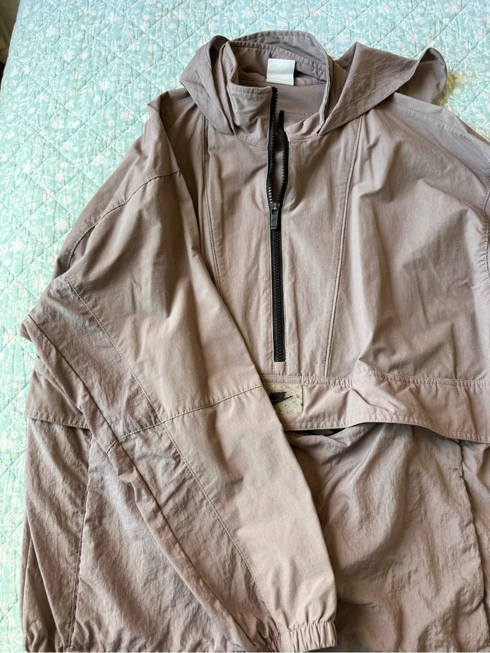 Nike Hooded Half-Zip Anorak in Soft Mauve